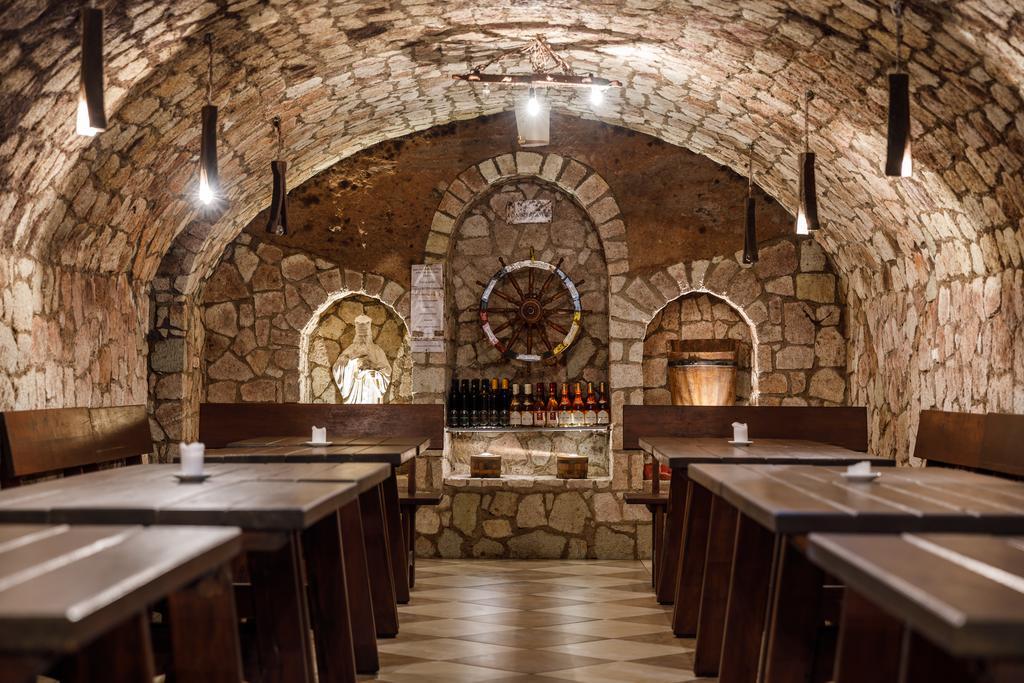 Tokaj Zlata Putna - Restaurant & Pension Vinicky Екстериор снимка