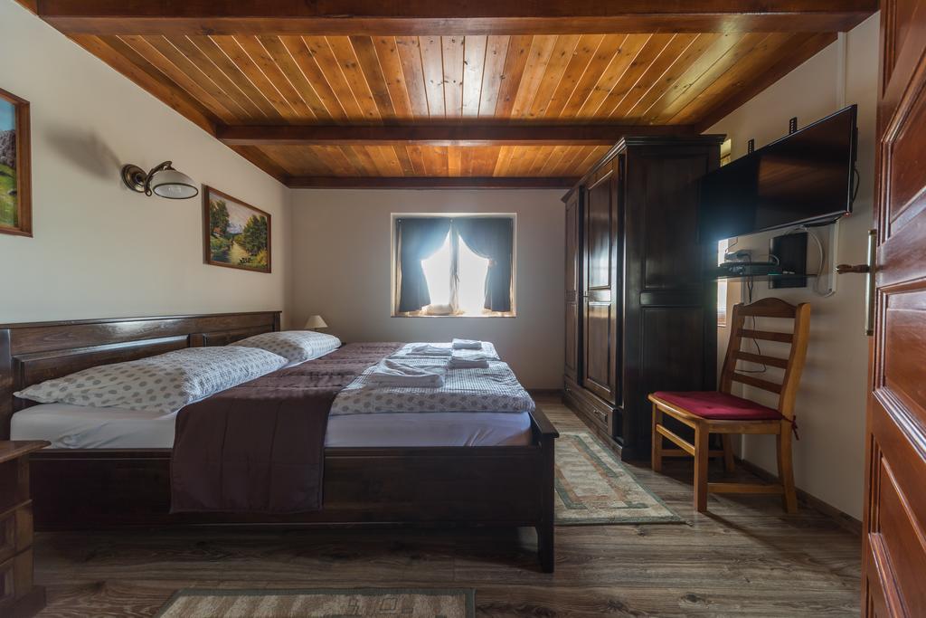 Tokaj Zlata Putna - Restaurant & Pension Vinicky Екстериор снимка